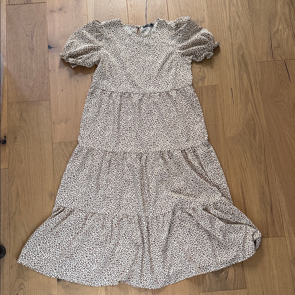 Women's Beige Leopard Tiered Maxi Dress with Puff Sleeves